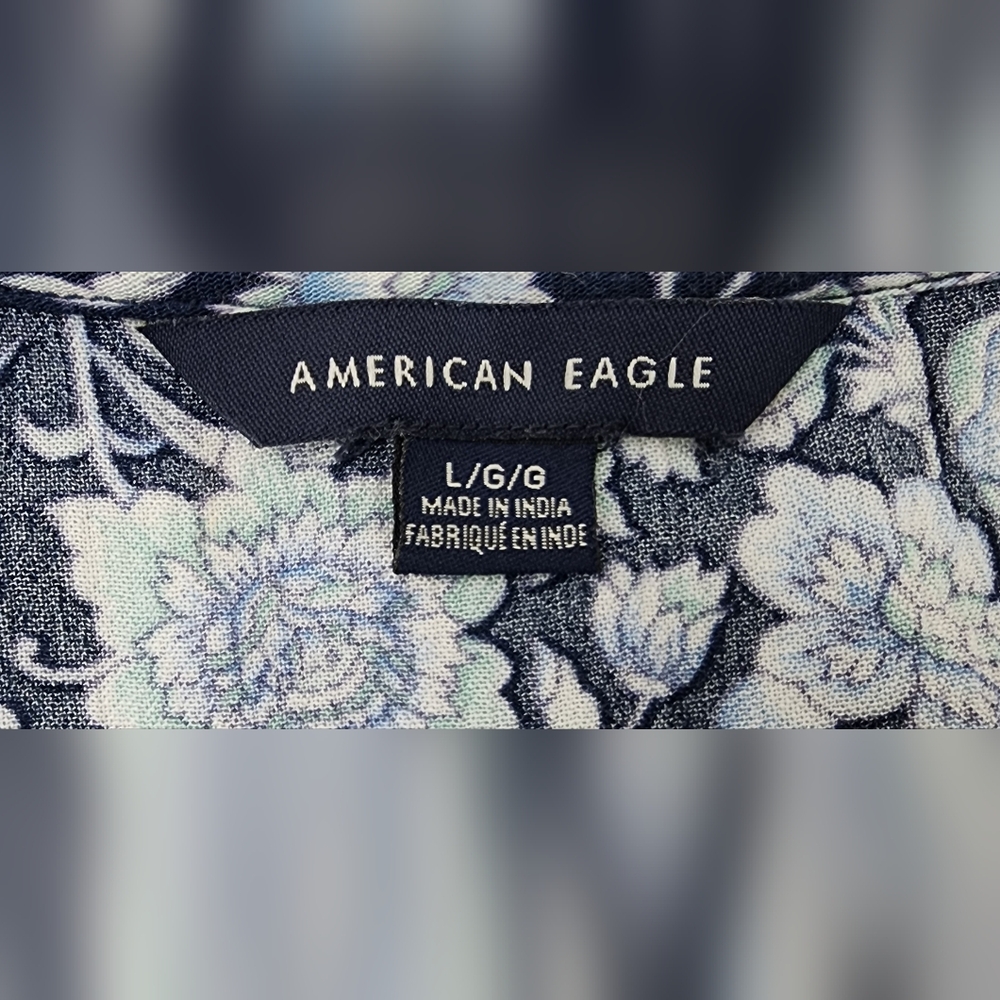 American Eagle Outfitters Flowy Floral Blouse Women's Size Large Bell Sleeves - Picture 3 of 7